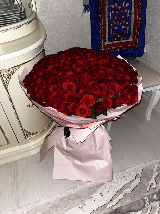 Роза гүлдер сатылымда.Бағасы қолжетімді