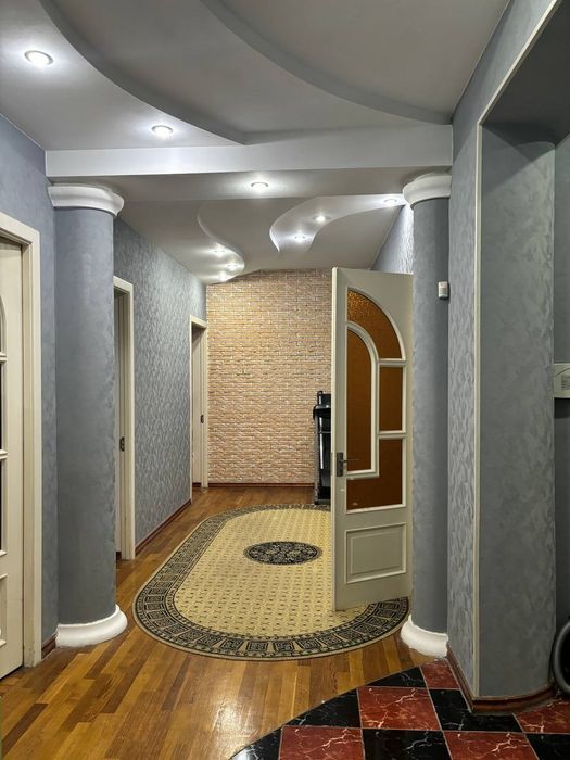 Аренда квартир дом