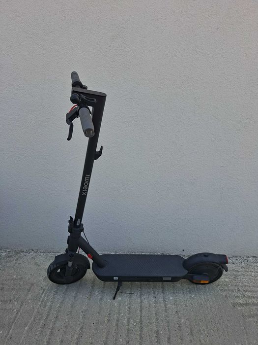 Trotineta Electrica Xiaomi Mi Scooter 5, 25km/h, Incarcator, Scooter Electric, In Garantie | URGENT