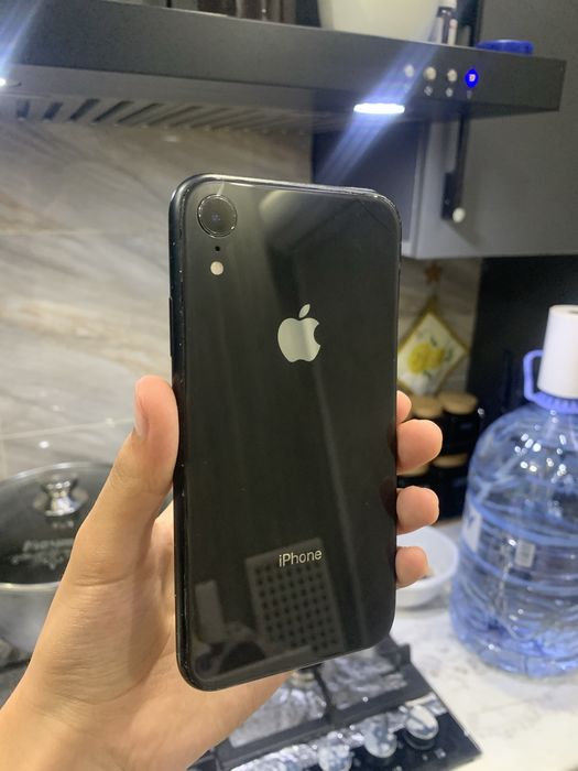 iPhone xr 128gb.