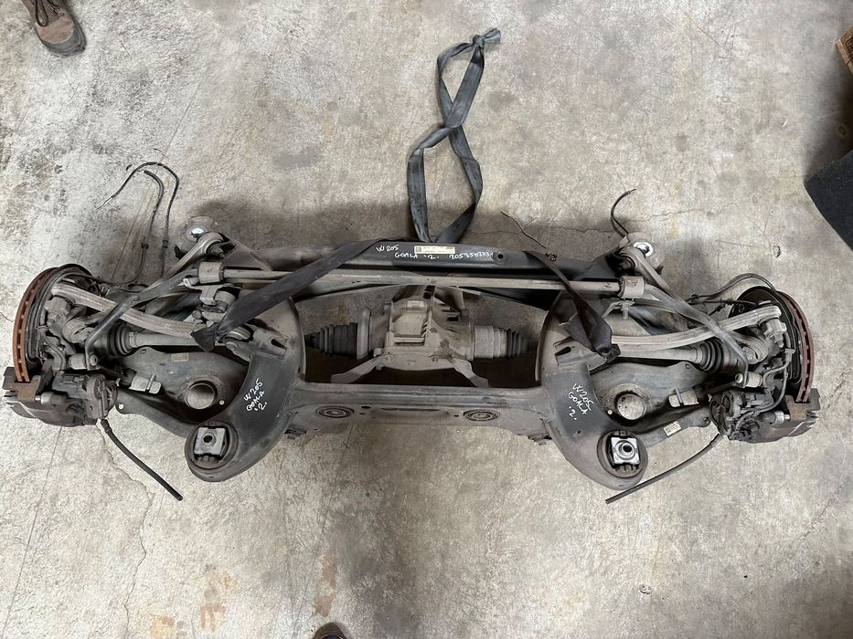 Punte spate MERCEDES C-Class W205 an 2014-2019