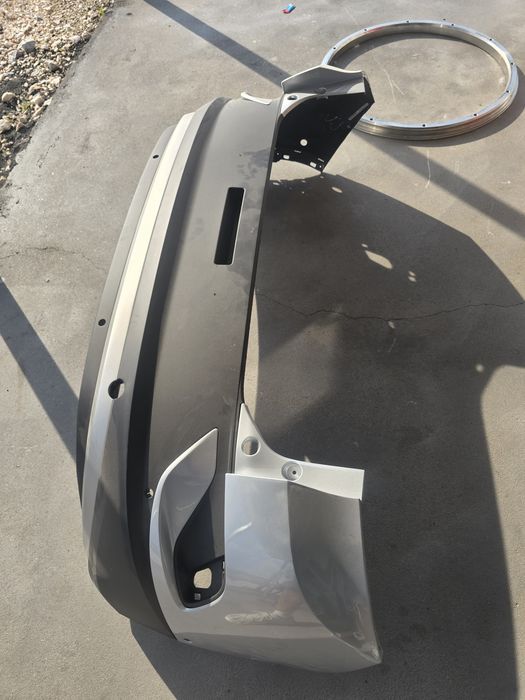 Задна Броня за Vw id4 оригинална