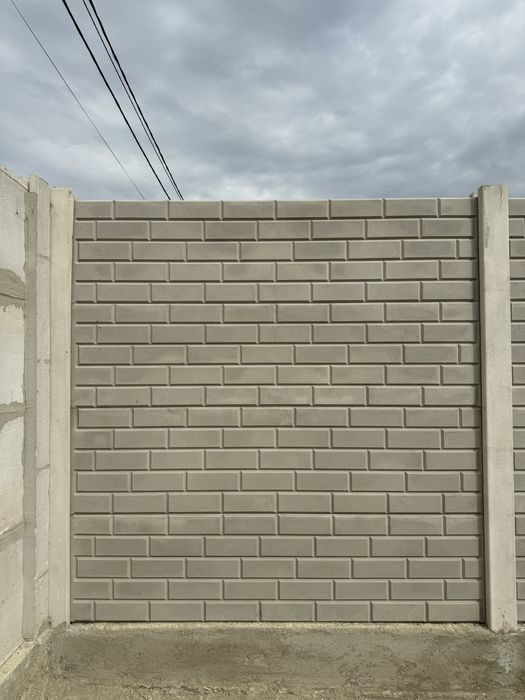 Garduri din beton prefabricat – Moreni