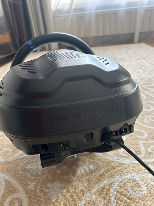 Thrustmaster T300 RS Gran Turismo Edition (EU Version) с педалями.