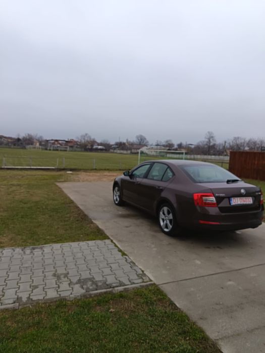 Se vinde Skoda Octavia 3