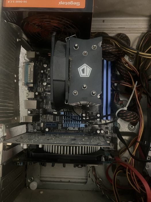 Procesor AMD athlon x3 455  cu placa de baza Asus Am3 si placa video