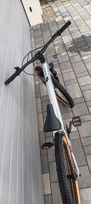 Dirt jumper Attabo Pert 2.0