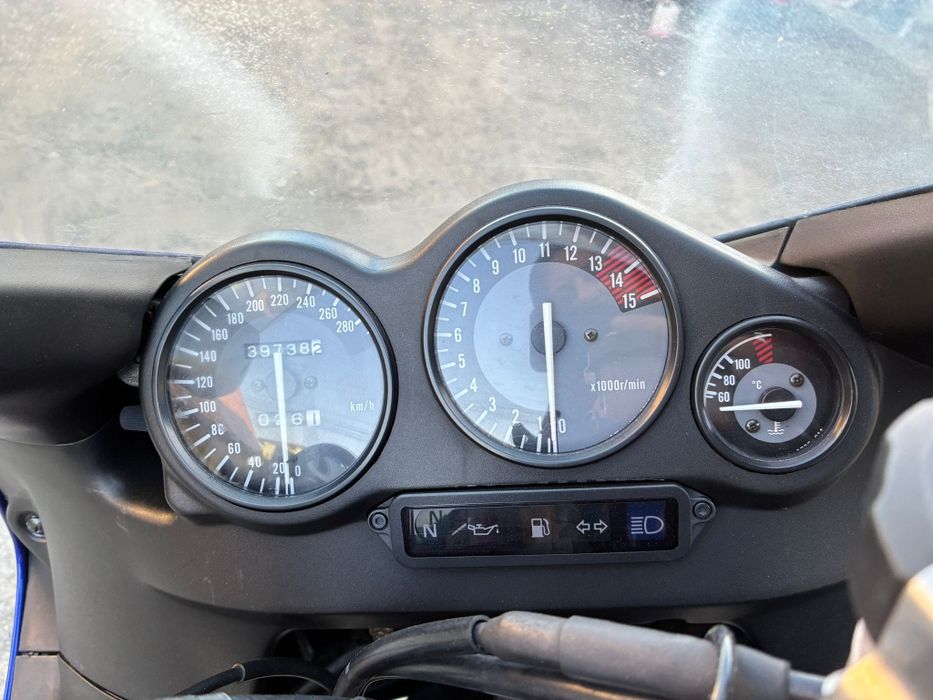 Vand Yamaha YZF 600 Thundercat