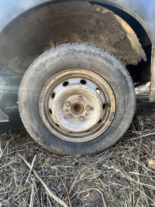 Ивеко 35-12 мотор котия перфектно на части