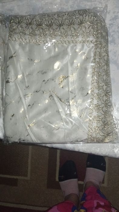 Оптим нархда дастурхонлар бор