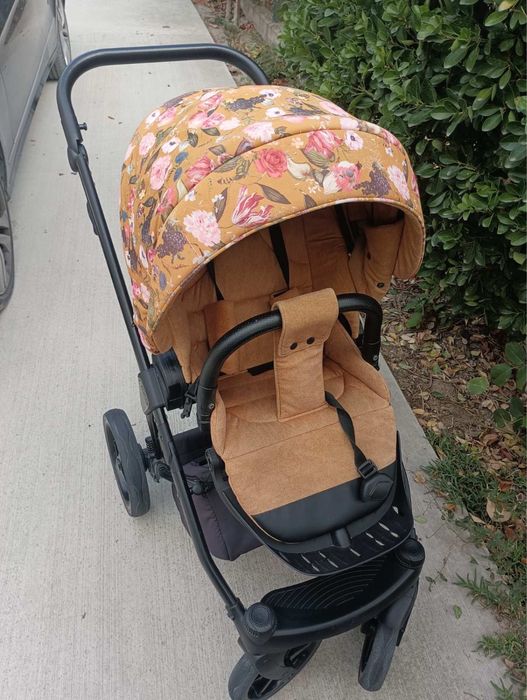 ADAMEX бебешка количка