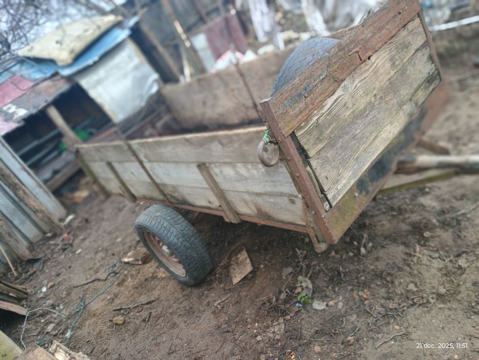 Remorca auto lunga fara semnalizare