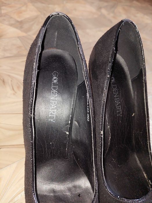 Дамски токчета запазени