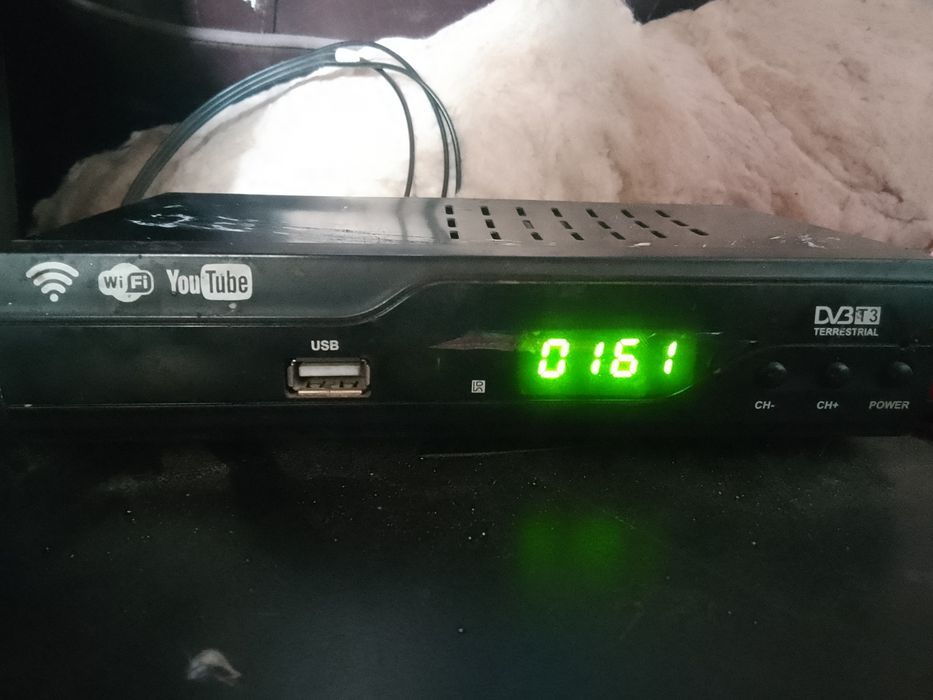 Televizor LG.tuner bilan birga