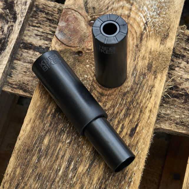 НОВИ Пег KHE с ръкав + още 1бр ръкав подарък BMX Бмх колело пегове