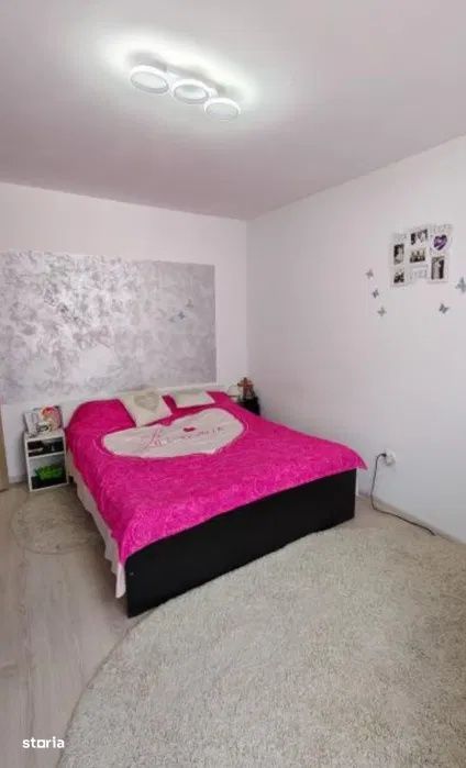 Apartament 3 camere, Floresti