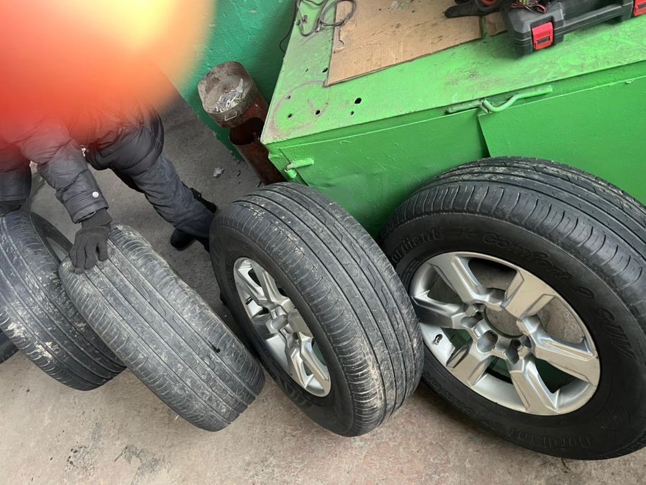 Продам шины с дисками