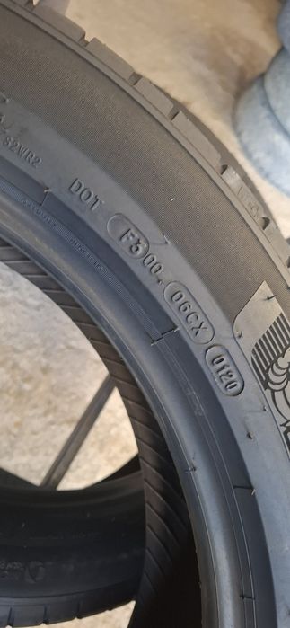 2 anvelope vara 235 50 20 R20 Michellin