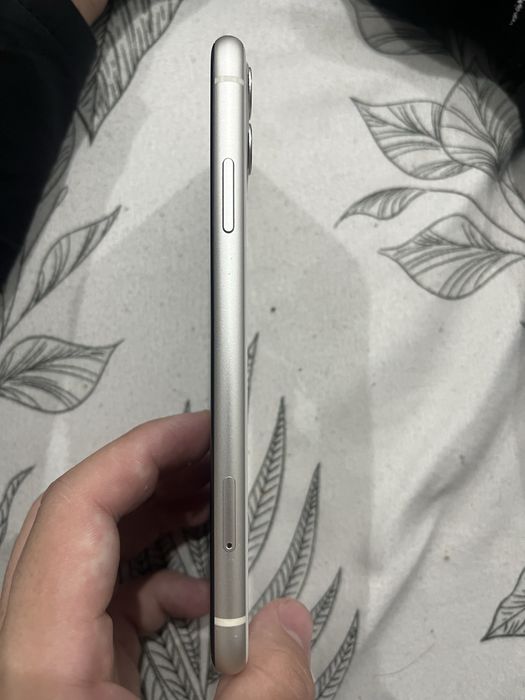 Iphone 11 128 withe