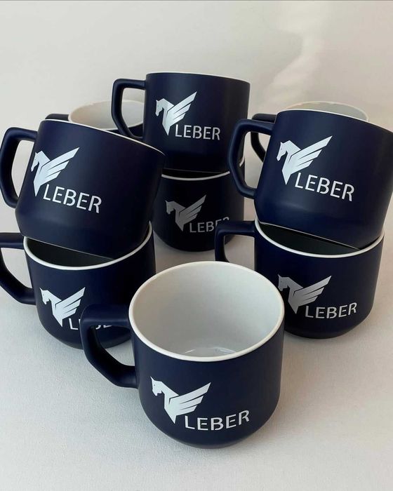 Печать на кружках, футболках и кепках