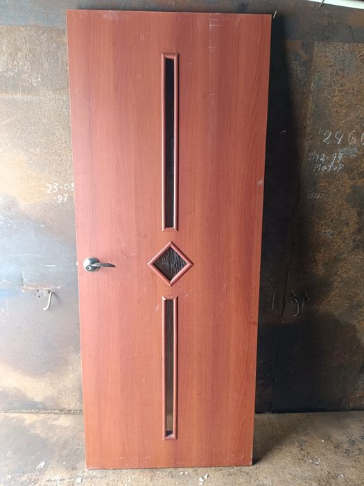 Продаю дверь в хорошем состоянии.