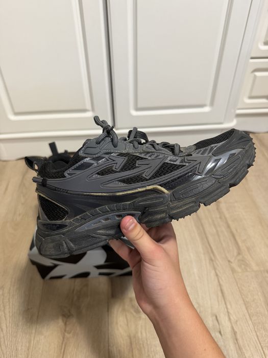Off white be right back