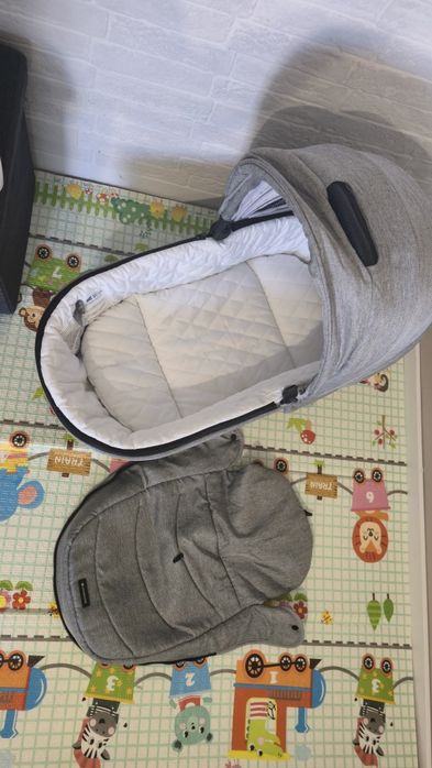 Комбинирана бебешка количка 3 в 1 KikkaBoo - Irene, Light Grey