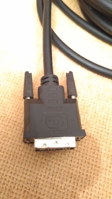 Cablu DVI - HDMI - 10m - stare FOARTE BUNA