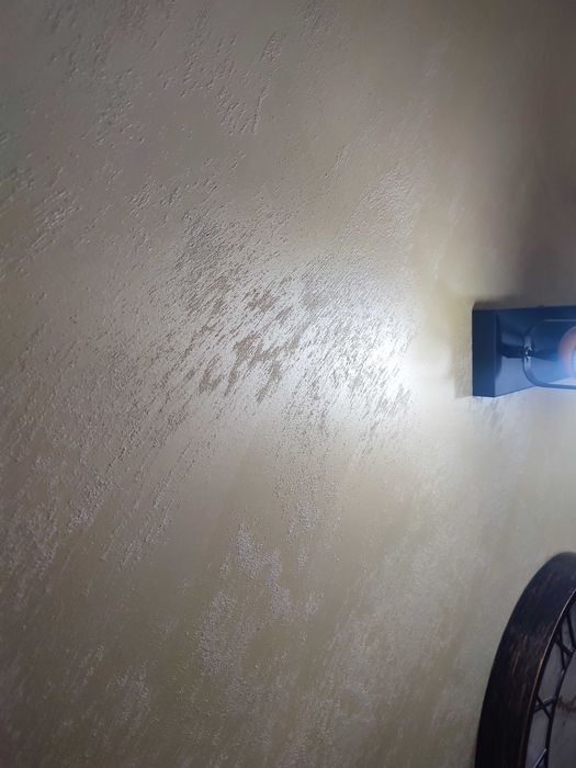 Вътрешни ремонти- боядисване,пясъчна мазилка и шпакловка