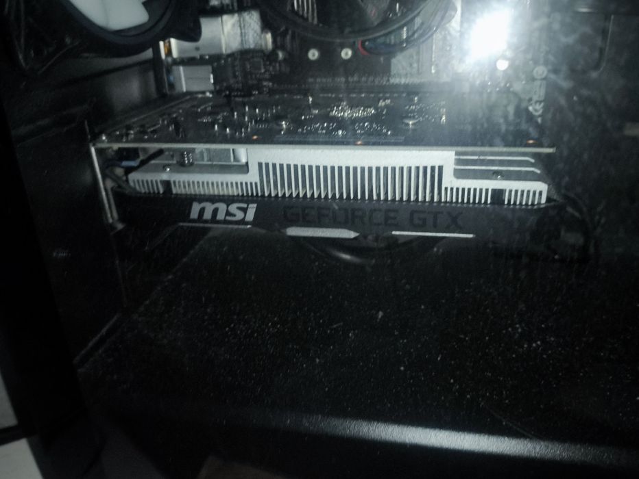 Продаю, msi gtx 1650 б/у в хорошем состоянии