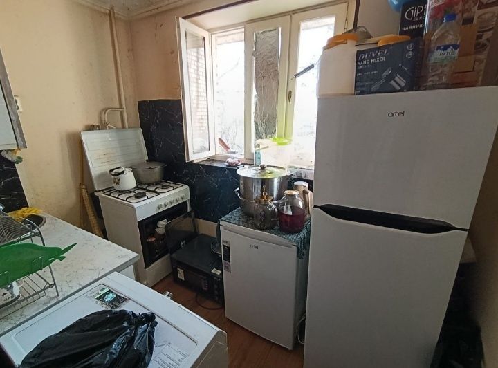 Чиланзар-26  продаются квартиры 2 - комнаты + 2 комнаты обшы 4 комнаты