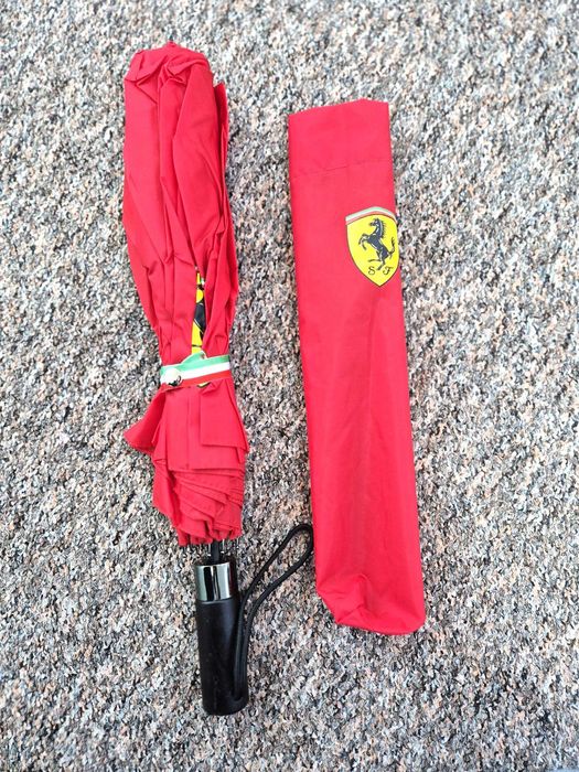 Vand umbrela Ferrari compacta rosie