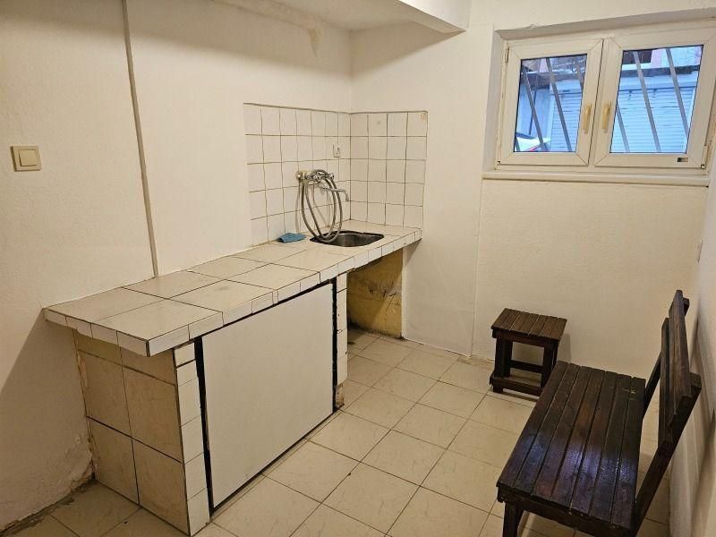 Двустаен за продажба в ж.к Изток