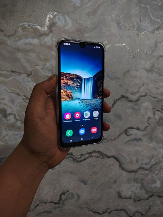 Samsung A30 Sotiladi holati ideal tinniq