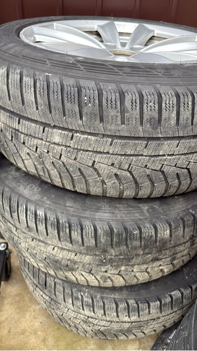 BMW 225/55 R17 Iarna  Hankook