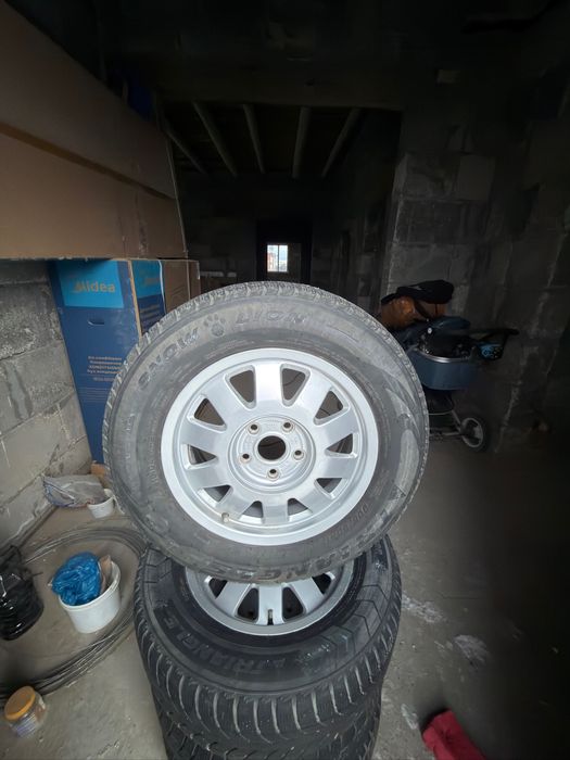 Продам диска комплект 205/65/R15