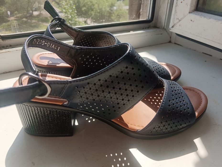 Босоножки женские. Бренд, T.TACCARDI