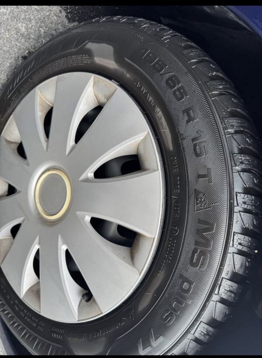 Volkswagen Golf 5 (2005) 1.4 FSI