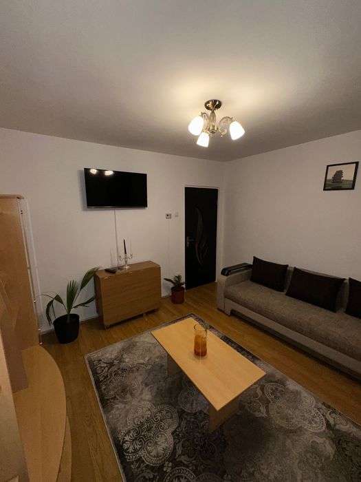 Apartament cu trei camere în Dej, zona Dealul Florilor