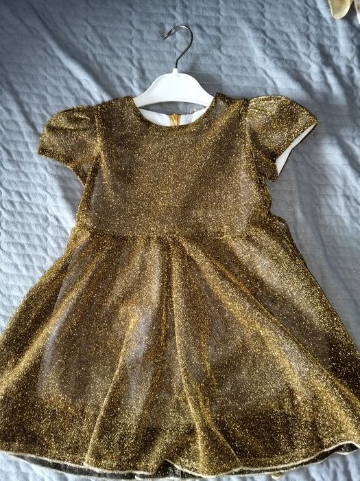 Детское золотистое платье