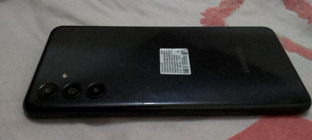 Samsung a 04 s yaxshi holati