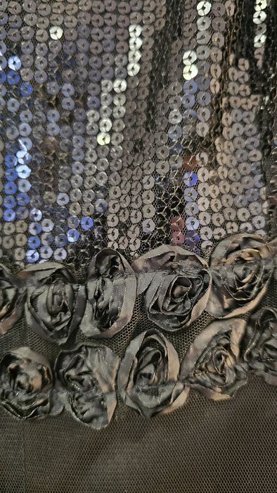 Луксозна дълга черна вечерна рокля