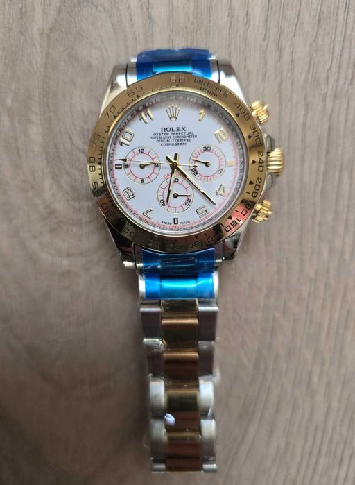 Rolex Daytona би колор