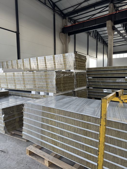 Сэндвич-панели с базальтовым утеплителем от завода PANELZA