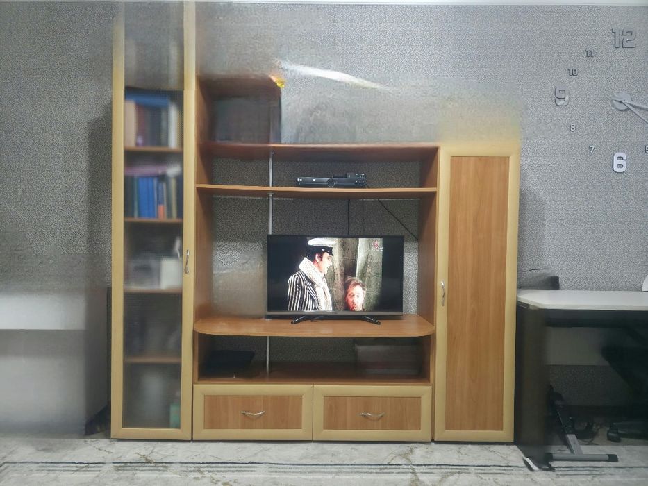 Стенка в гостиную 
- '