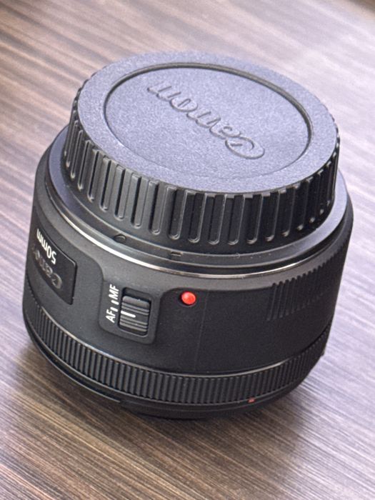 Canon 50mm 1.8 объектив