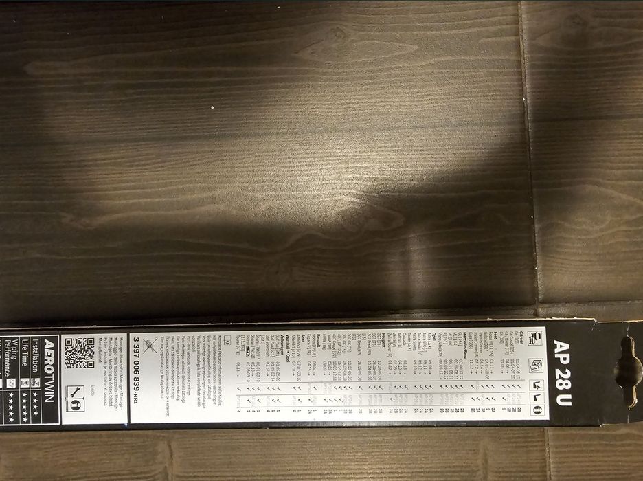 Set 2 stergatoare (ambalate individual) Bosch Aero Twin, 700mm, Ap28U