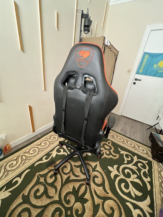 Игровой кресло cougar armor one