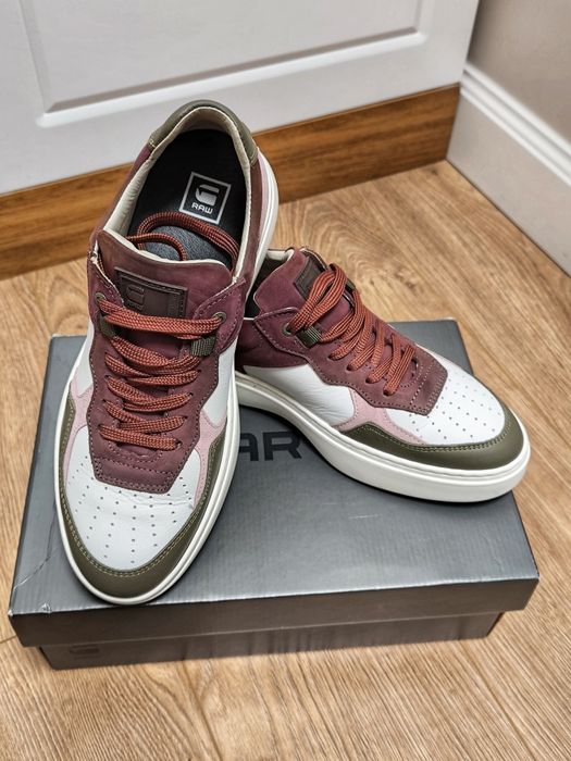 G-star обивки от естествена кожа и велур