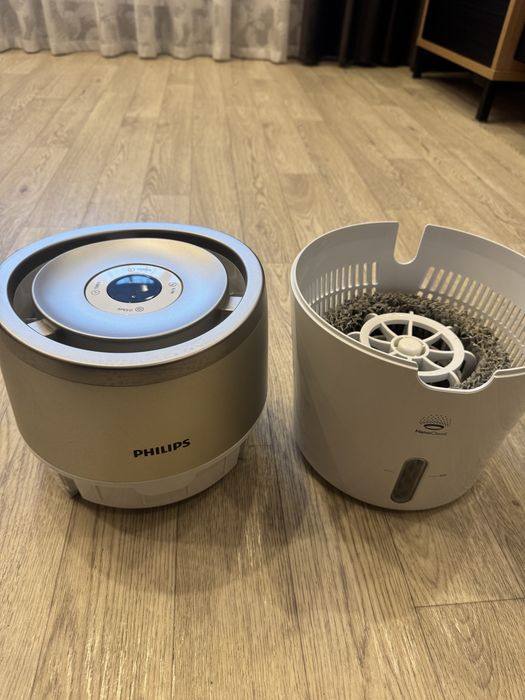 Увлажнитель воздуха Philips HU4803/01